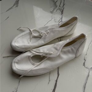 Zara White Women's Ballet Flats